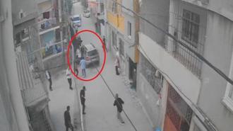 Kavgada otomobilini kalabalığın üzerine sürdü: 1’i ağır 4 yaralı