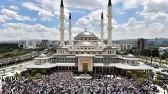 KANAL D’de “Mevlid-i Nebi Gecesi” özel yayını