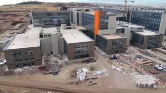 Diyarbakır- Kayapınar Şehir Hastanesi’nde fiziki gerçekleşme oranı yüzde 98’e ulaştı