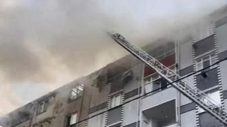 Avcılar'da 2 apartmanın çatısında yangın