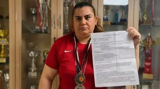 Görme engelli milli halterci 800 bin lira dolandırıldı