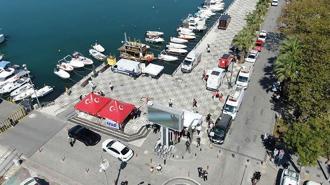 Silivri Limanı'nda bekleyiş sürüyor; hareketlilik havadan görüntülendi