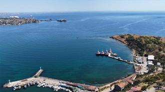 Marmaraereğlisi Limanı'nda ekiplerin bekleyişi havadan görüntülendi