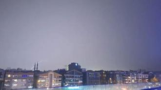 Ankara'da şimşekler gökyüzünü aydınlattı