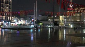 Taksim'de yağış etkili oldu