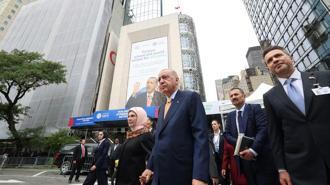 Cumhurbaşkanı Erdoğan ve eşi Emine Erdoğan, BM Genel Merkezi'ne yürüdü