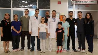 Çocuklukta işitme kaybına 'biyonik kulak' çözümü
