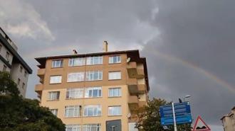 Ataşehir’de yağmur sonrası gökkuşağı