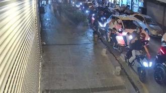 Kağıthane’de kuyumcuya silahlı saldırının görüntüleri ortaya çıktı; 5 gözaltı