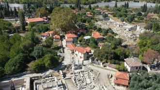 3 bin 500 yıllık Stratonikeia Antik Kenti havadan görüntülendi