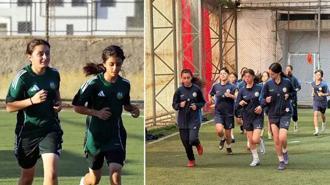 Yüksekovalı futbolcu kız kardeşlerin hedefi milli forma