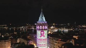 Galata Kulesi 'Meme Kanseri Farkındalık Ayı' kapsamında pembe ışıklarla aydınlatıldı