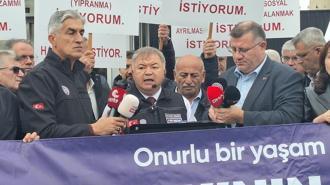 Devlet Memurları Sendikası’ndan TÜİK önünde açıklama