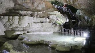 'Yer altındaki gizli Pamukkale' Kaklık Mağarası, ziyaretçi sayısında kendi rekorunu geliştirdi