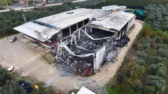 Yangında kullanılamaz hale gelen soğuk hava deposu dronla görüntülendi
