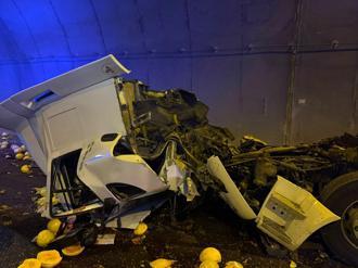 İstanbul-İzmir Otoyolu tünelinde kaza: 2 yaralı