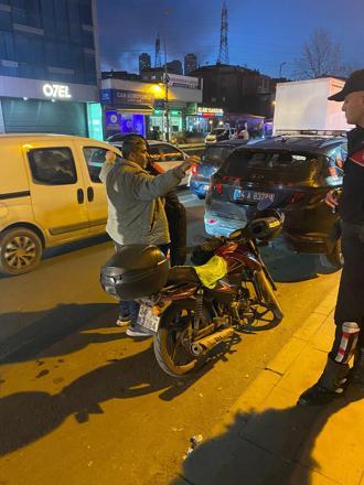 Esenyurtta asayiş ve narkotik denetimi