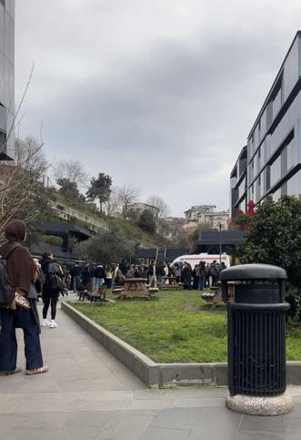 Beyoğlu’nda üniversitede dönem ödevi kavgasında arkadaşını göğsünden bıçakladı