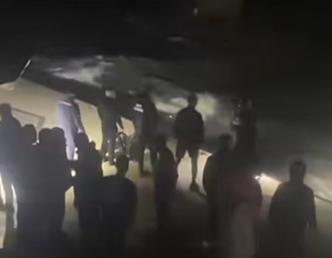 Otelin iskelesinde onarım yapan işçiler, fırtınada denize savruldu: 1 ölü, 2 yaralı