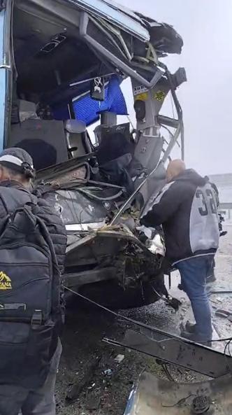 Erzurumda aynı yerde 2nci zincirleme kaza: 1 ölü, 4 yaralı