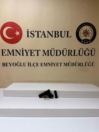 Beyoğlu’nda kendisini darbeden adamı silahla vurdu: Beni vuranı tanımıyorum