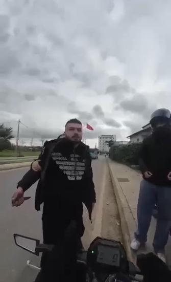 Tuzla’da oyuncak silahla şakalaşan grubu bıçakla tehdit etti