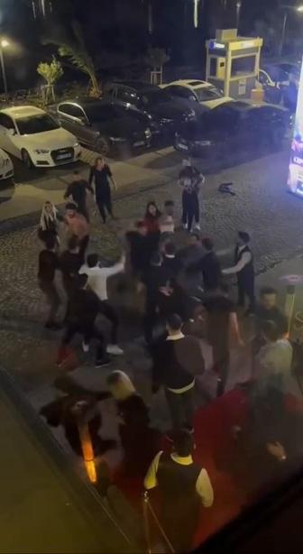 Beylikdüzü’nde taşkınlık çıkaran grup ile mekan çalışanları arasında kavga: 2 ağır yaralı, 3 gözaltı