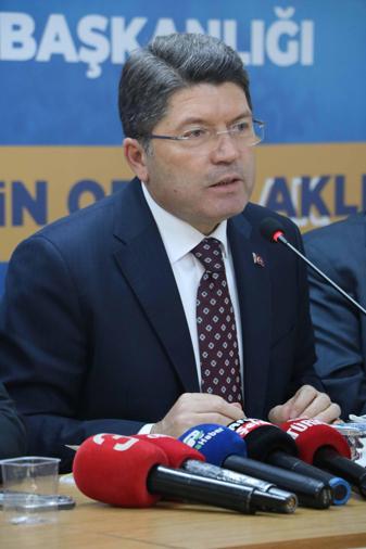 Bakan Tunç: Bugünkü sistemi karalamaya çalışanlar, geçmişteki uygulamaya baksın