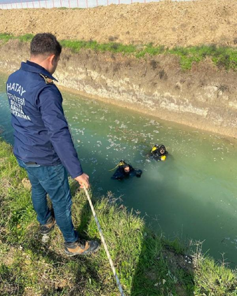 Reyhanlıda sulama kanalında erkek cesedi bulundu