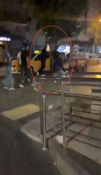 Diyarbakırda tekmeli yumruklu kavga kamerada