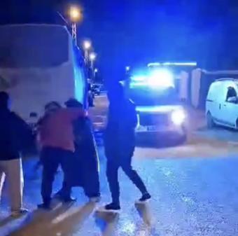 Hatayda, kavga ihbarına giden polis ekibine sürpriz