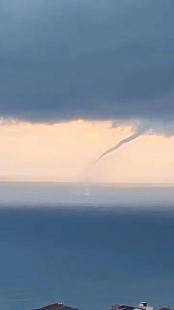 Zonguldakta denizde 2 hortum oluştu