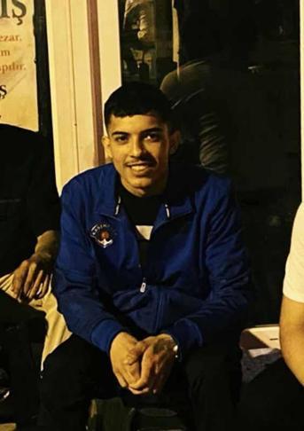 Beyoğlunda bacağından bıçaklanarak ölen Ümitin son görüntüleri ortaya çıktı; ne yapıyorsun sen diyerek bağırdı