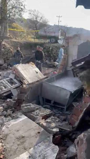 Diyarbakırda peynir tesisinde patlama; 2si ağır, 6 yaralı