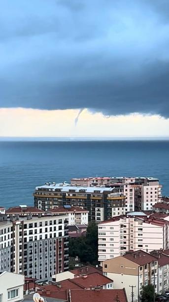 Zonguldakta denizde 2 hortum oluştu