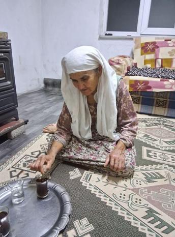 Yeğenini bıçaklayıp öldürdü, araya giren kardeşi ile damadını ağır yaraladı