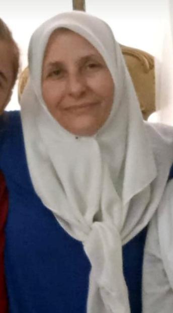 Eşini öldürüp, kızını yaralayarak intihar etti