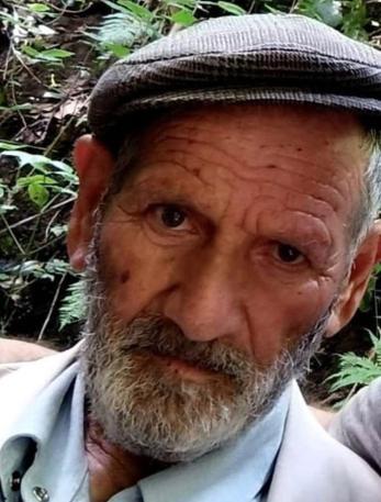 Yolun karşısına geçerken otomobilin çarptığı yaya öldü, kaza kamerada