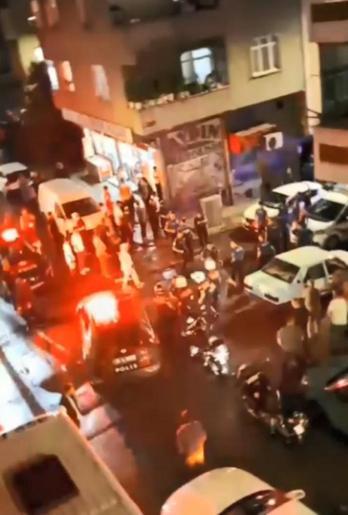 Gaziosmanpaşada taciz iddiası sonrası çıkan tartışma kavgaya dönüştü