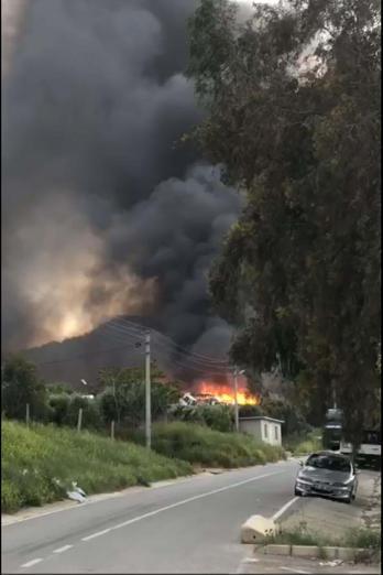 İzmir’de döküm sahasında çıkan yangın, 17 saatte kontrol altına alındı