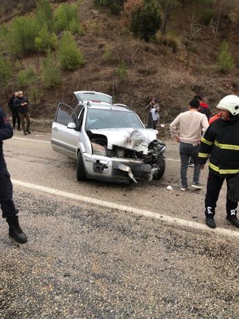 Şehidin cenaze konvoyunda kaza; 6 yaralı