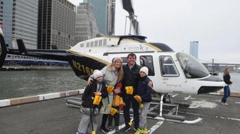 New York'ta nehre düşen helikopterin ait olduğu şirketin operasyonlarını sonlandıracağı bildirildi