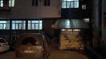 Lise öğrencisi kavga ettiği kişi tarafından bıçaklandı