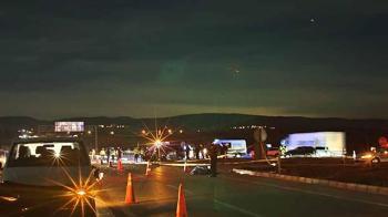 Minibüs ile motosiklet çarpıştı; 1 ölü, 1 yaralı