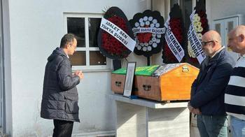 Üniversitede 2'nci kattan düşen büro personeli Selda, son yolculuğuna uğurlandı