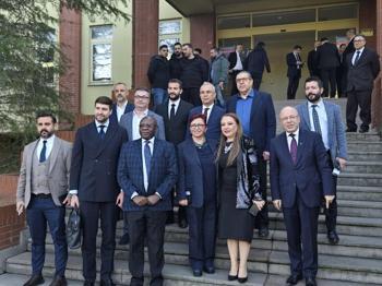 World Bridges Zirvesi, 70 ülkeden büyükelçi ve bakanları aynı çatıda buluşturdu