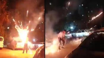 Ateşlediği havai fişek elinde patladı; o anlar kamerada