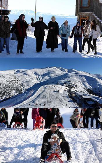 Zigana’da horonlu-halaylı kar sevinci