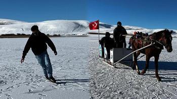 Çıldır Gölü'nde bir tarafta atlı kızak, bir tarafta buz pateni