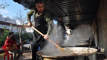 Mardin’de kavurma hazırlıkları, sazlı türkülü başladı